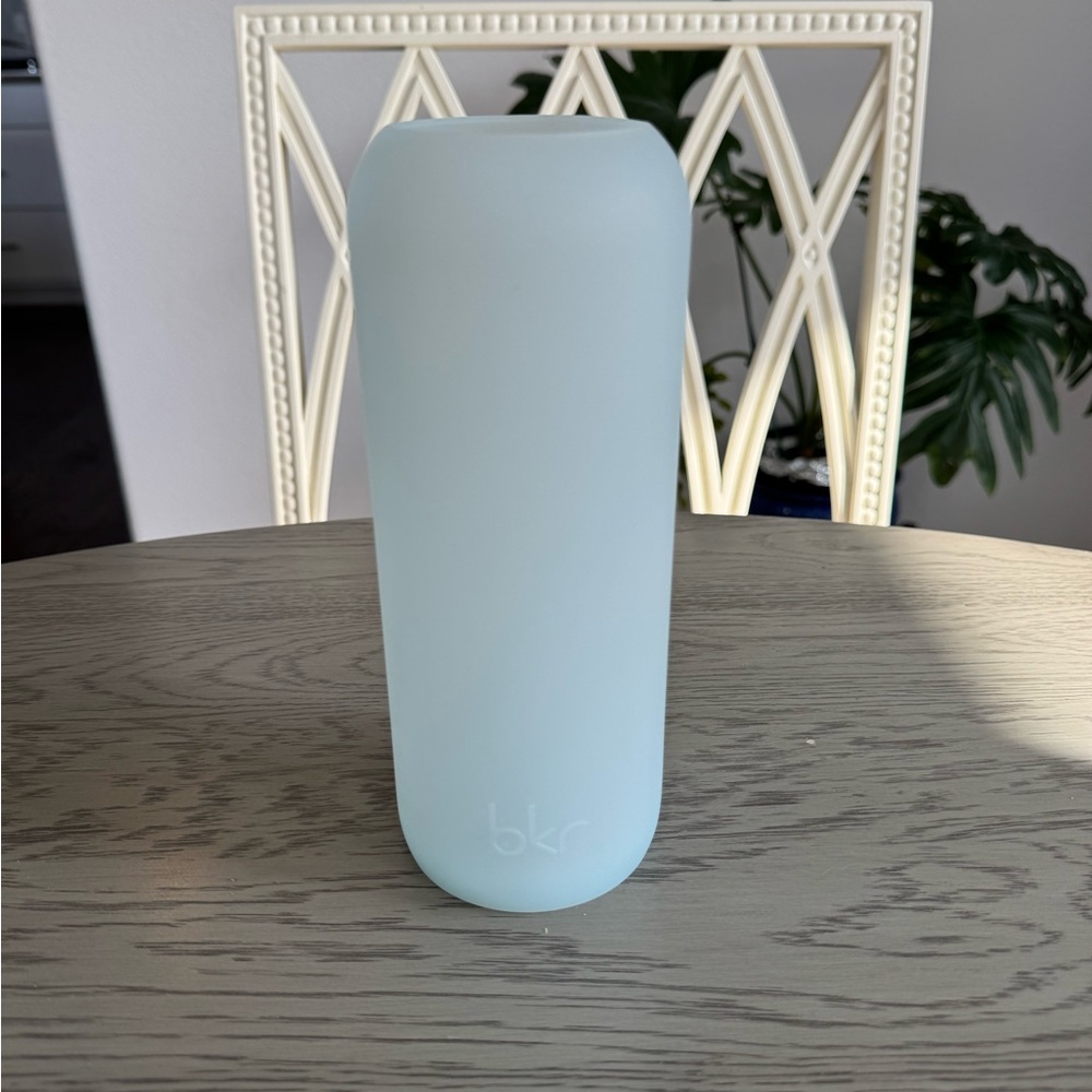 BKR Astrid Demi 650mL silicone Bottle sleeve